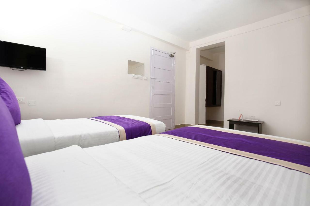 Oyo 9797 Hotel Vbee Plaza Thiruvananthapuram Esterno foto